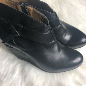 Schuler & Sons Wedge Black Boots SZ 7B